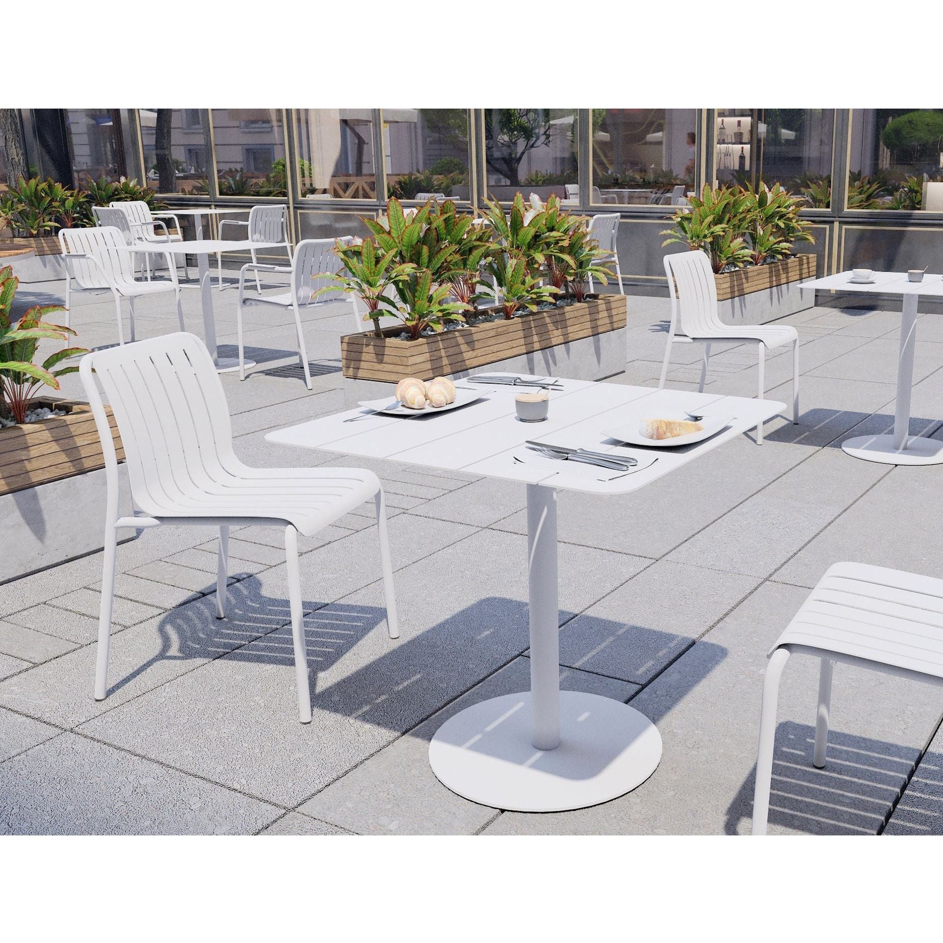 Roku Outdoor Cafe Table Setting