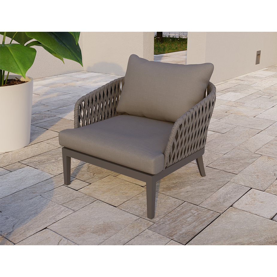 Alma Lounge Chair