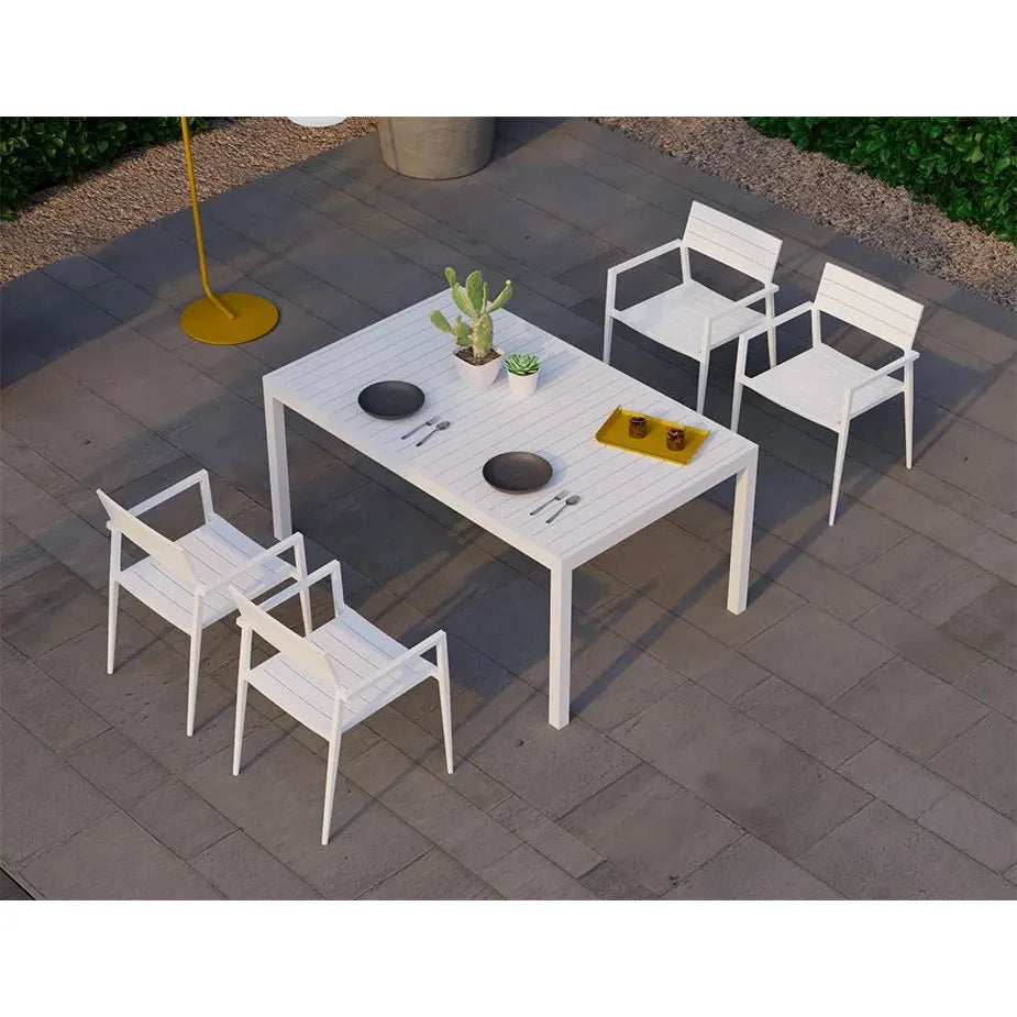 Halki Outdoor Table Setting